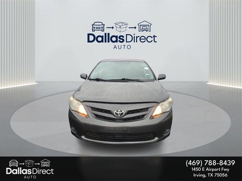 Used 2011 Toyota Corolla LE image 3