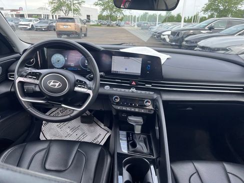 Used 2024 Hyundai Elantra Limited FWD image 21