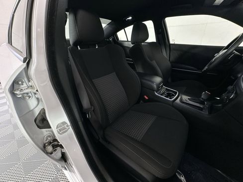 Used 2022 Dodge Charger R/T RWD image 26
