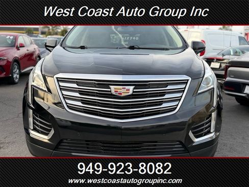 Used 2017 Cadillac XT5 Luxury w/ Driver Awareness Package FWD image 6