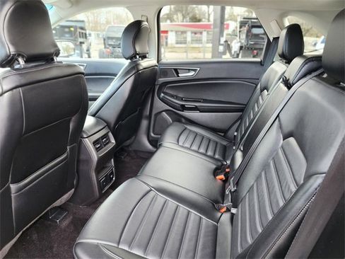 Used 2016 Ford Edge SEL w/ Equipment Group 201A image 16
