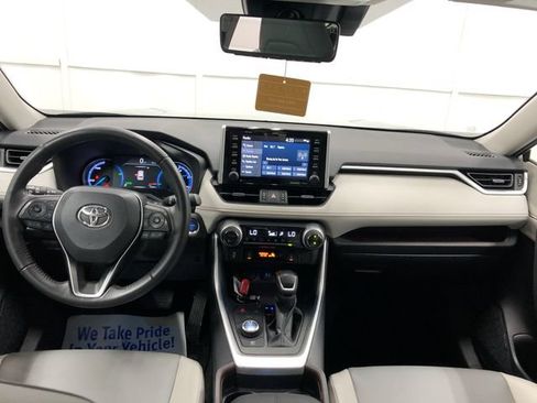 Used 2019 Toyota RAV4 Limited w/ Carpet Mat Package AWD/4WD image 14