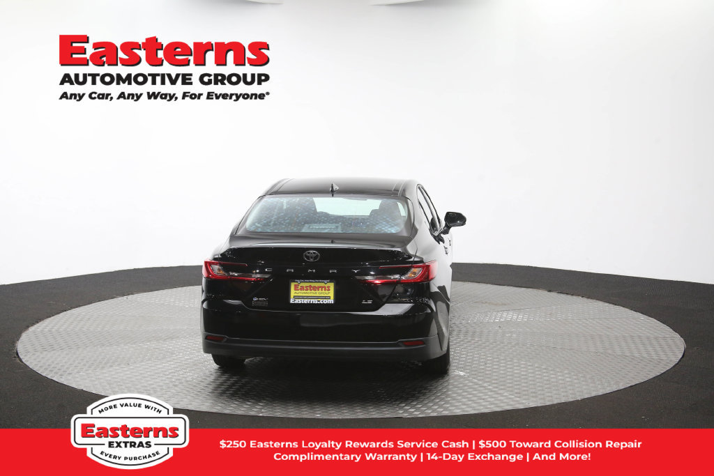 Used 2026 Toyota Camry LE FWD image 40