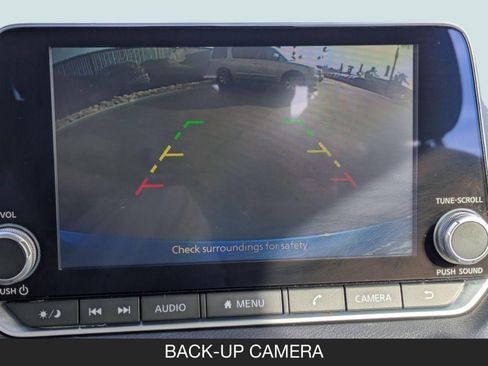 Used 2023 Nissan Sentra SV w/ Trunk Package FWD image 18