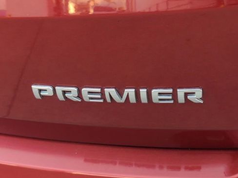 Certified 2023 Chevrolet Traverse Premier image 33