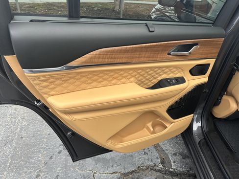 New 2026 Jeep Grand Cherokee L Summit image 16