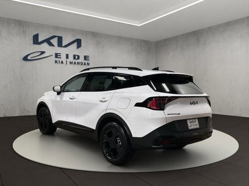 New 2026 Kia Sportage X-Line w/ X-Line Technology Package image 3