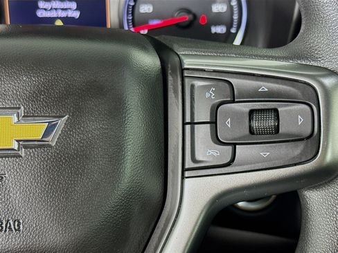 Used 2021 Chevrolet Suburban 2WD image 14