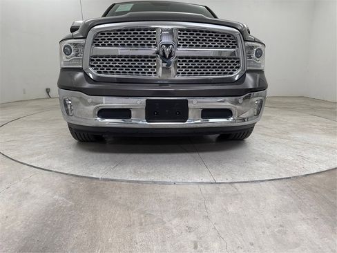 Used 2018 RAM 1500 Laramie w/ Convenience Group image 9
