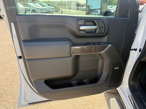 Used 2020 GMC Sierra 2500 Denali w/ Denali Ultimate Package image 9