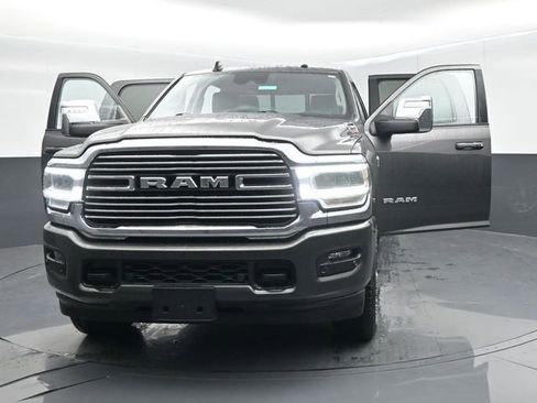 Used 2024 RAM 2500 Laramie w/ Safety Group AWD/4WD image 63