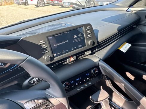 New 2026 Hyundai Elantra Sport FWD image 18