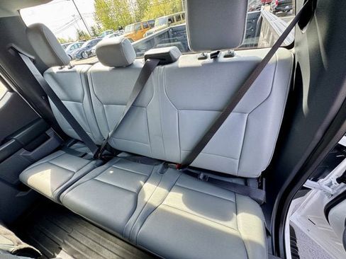 Used 2023 Ford F150 XL w/ Trailer Tow Package image 12