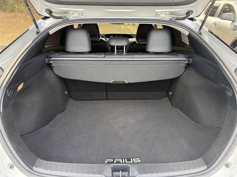 Used 2016 Toyota Prius Four w/ Advanced Technology Package image 61