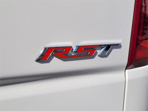 Used 2023 Chevrolet Silverado 1500 RST w/ Z71 Off-Road Package image 19