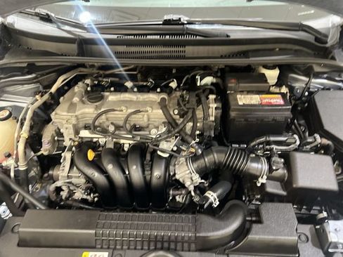 Used 2021 Toyota Corolla LE FWD image 24
