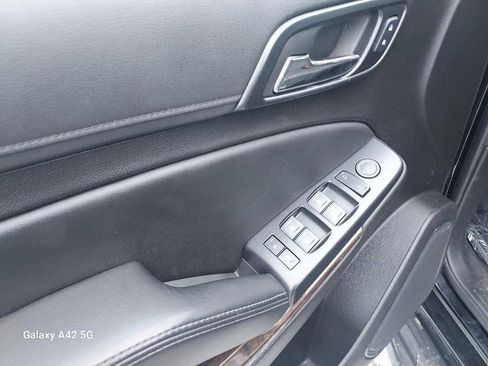 Used 2020 Chevrolet Tahoe 4WD image 12