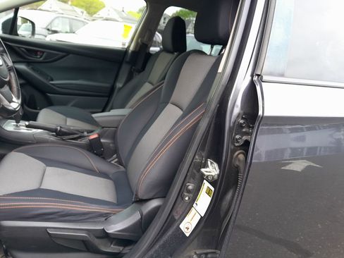 Used 2018 Subaru Crosstrek 2.0i Premium AWD/4WD image 14