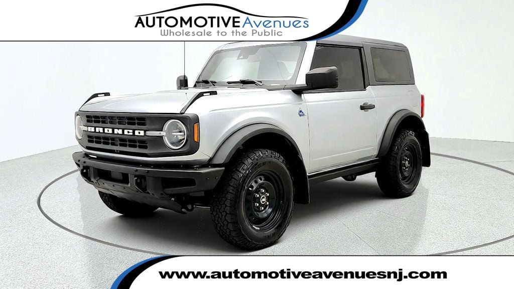 Used 2023 Ford Bronco Black Diamond AWD/4WD image 1