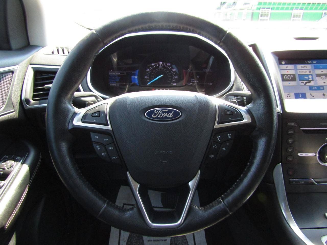 Used 2016 Ford Edge Titanium w/ Technology Package FWD image 15