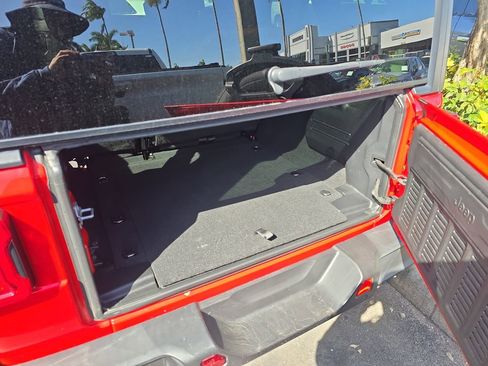 Used 2022 Jeep Wrangler Unlimited Sport S image 10