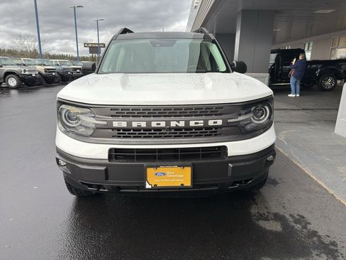 Used 2021 Ford Bronco Sport Badlands image 2