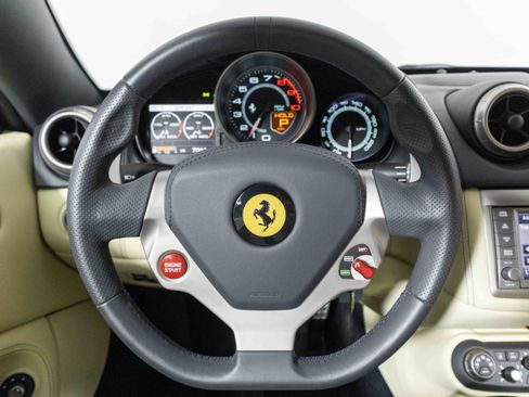 Used 2010 Ferrari California image 26