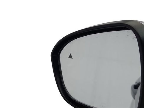 Used 2024 Mitsubishi Outlander SE image 11