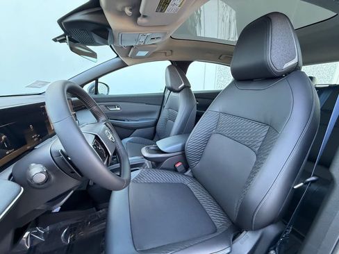 New 2026 Nissan Leaf Platinum+ w/ Cargo Package (Platinum+) image 16