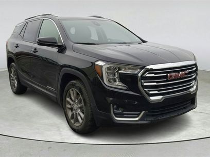 Used 2024 GMC Terrain SLT