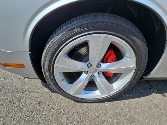 Used 2009 Dodge Challenger SRT8 w/ SRT Option Group II RWD image 35
