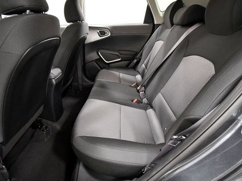 Certified 2025 Kia Soul LX w/ LX Technology Package FWD image 15