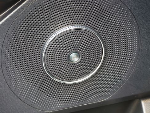 Used 2021 Ford Expedition Limited image 15