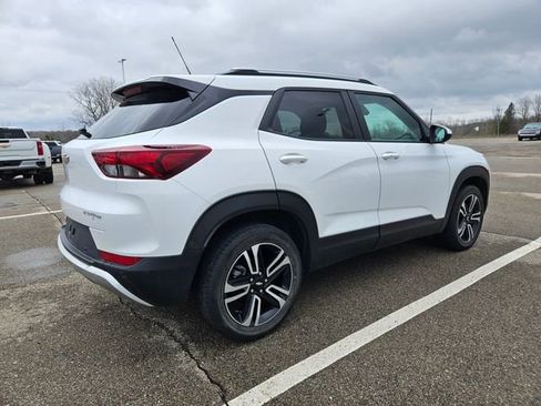 Used 2023 Chevrolet TrailBlazer LT w/ Convenience Package image 7