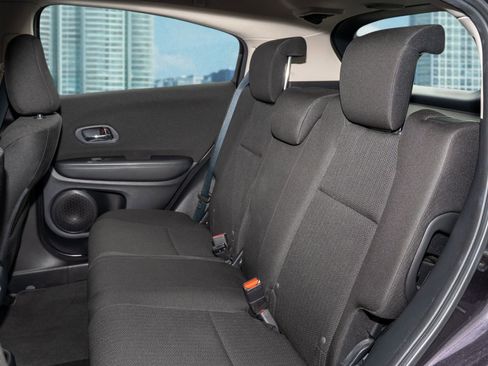 Used 2016 Honda HR-V LX image 16