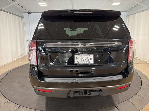 Certified 2022 Chevrolet Tahoe Z71 w/ Luxury Package AWD/4WD image 7