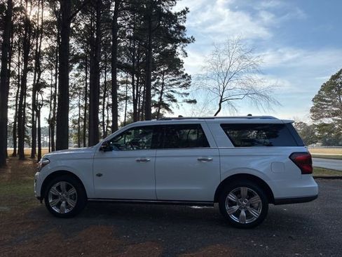 Used 2023 Ford Expedition Max King Ranch image 7