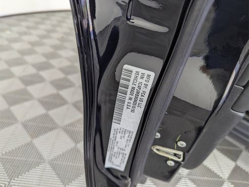 Used 2022 Jeep Cherokee Trailhawk image 39