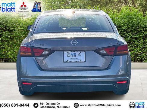 Used 2024 Nissan Altima 2.5 SV image 5