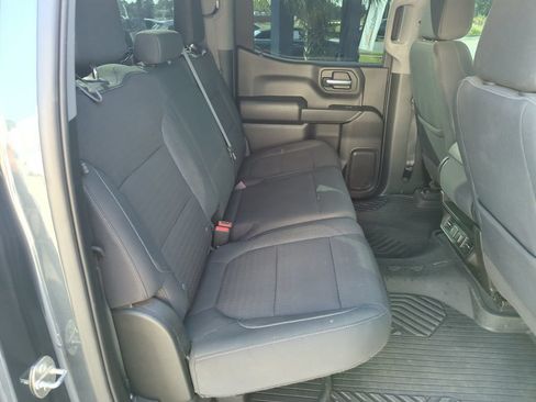 Used 2022 Chevrolet Silverado 1500 LT AWD/4WD image 30
