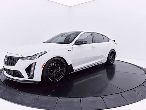Used 2024 Cadillac CT5 V Blackwing w/ Driver Assist Package RWD image 11