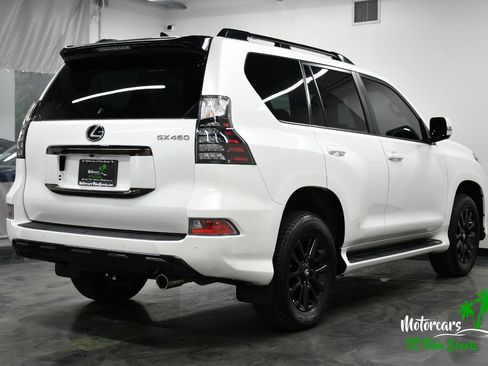 Used 2023 Lexus GX 460 w/ Black Line Special Edition AWD/4WD image 13