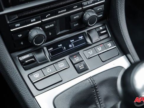 Used 2014 Porsche Cayman image 15