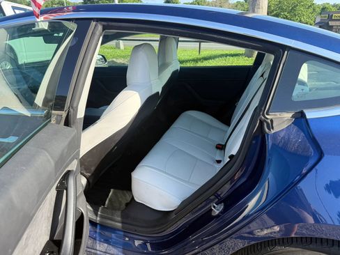 Used 2019 Tesla Model 3 Long Range AWD/4WD image 4