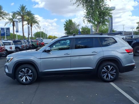 Used 2024 Volkswagen Atlas SE image 7