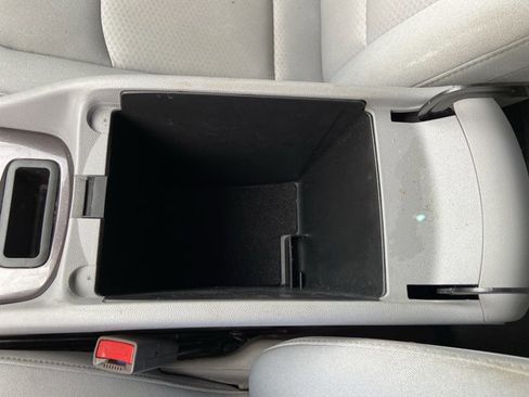 Used 2020 Chevrolet Malibu LT image 40