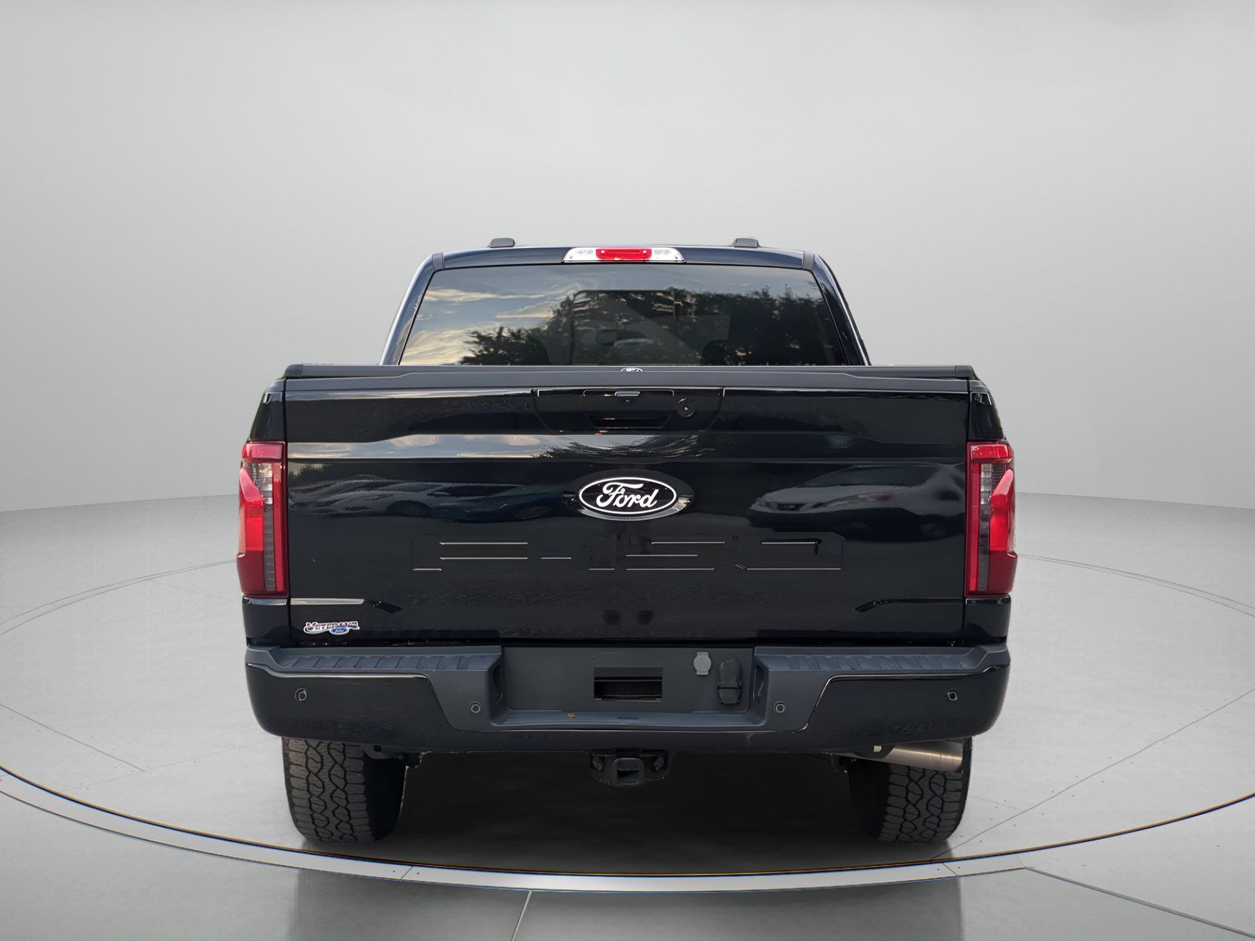 Certified 2024 Ford F150 XLT w/ Equipment Group 302A MID AWD/4WD image 41