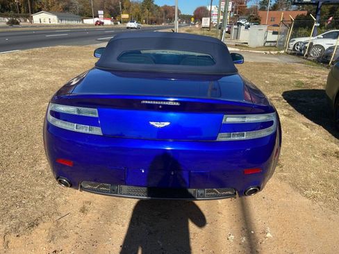 Used 2010 Aston Martin V8 Vantage Roadster RWD image 5