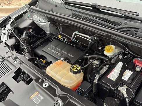 Used 2018 Chevrolet Trax LS image 9