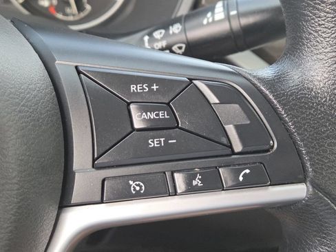 Used 2023 Nissan Altima 2.5 SV FWD image 5